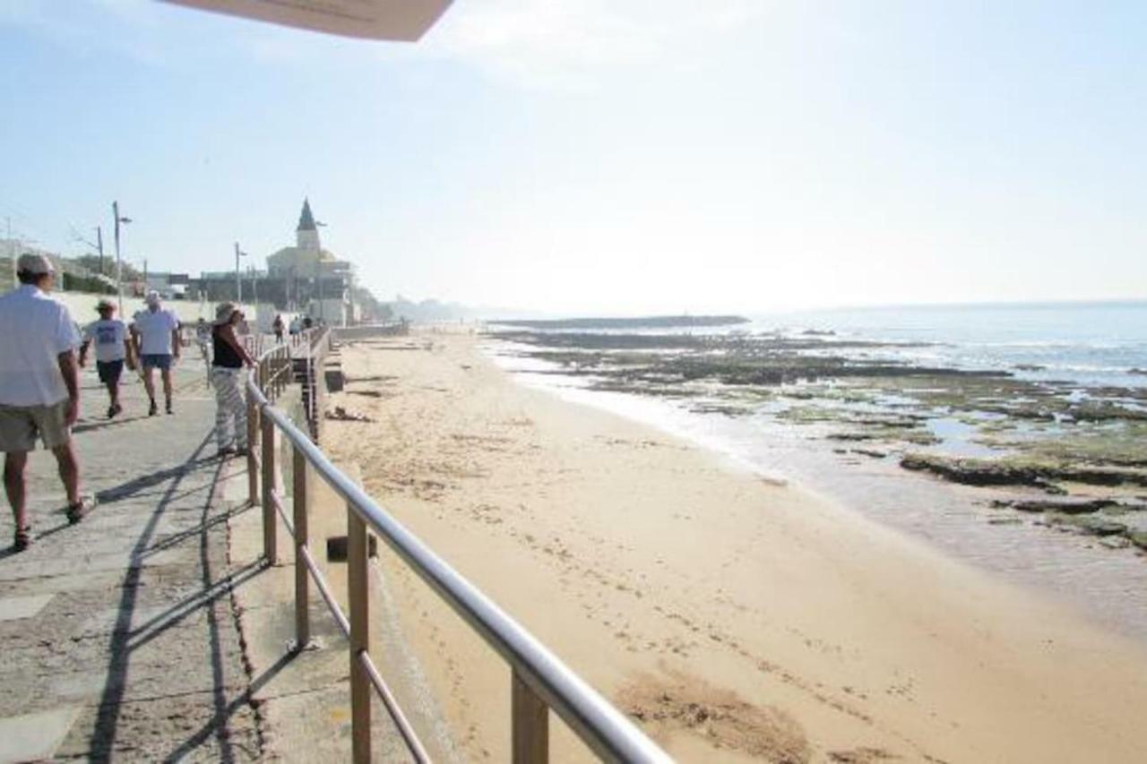 Ocean Breeze Apartment إستوريل المظهر الخارجي الصورة